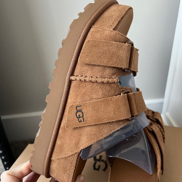 UGG Goldenstar Hi Slide Platform Sandals - Chestnut - Picture 9 of 13